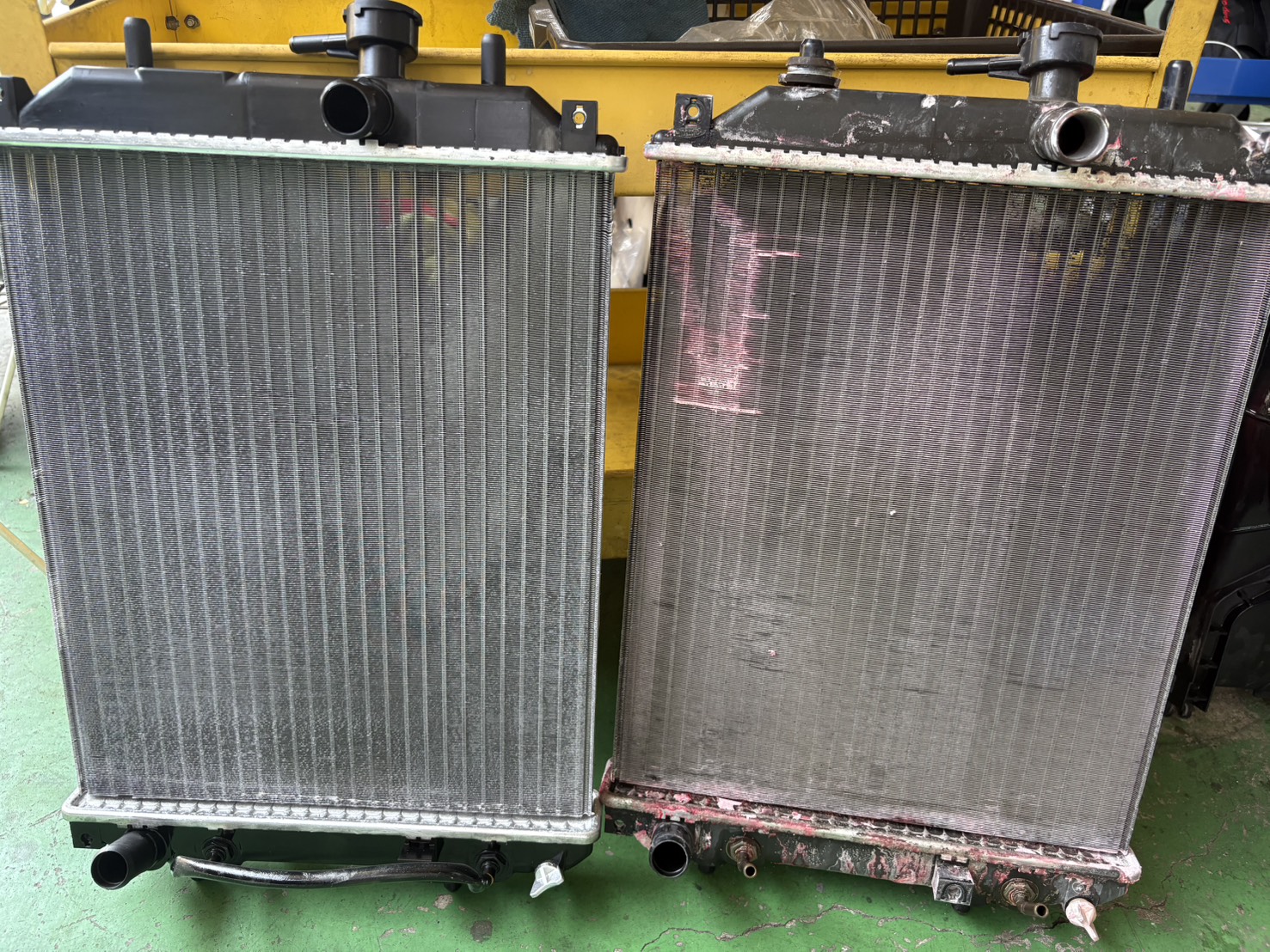 ダイハツ　L235S　エッセ　ラジエーター交換　水漏れ修理　カーランドえひめ　愛媛県　