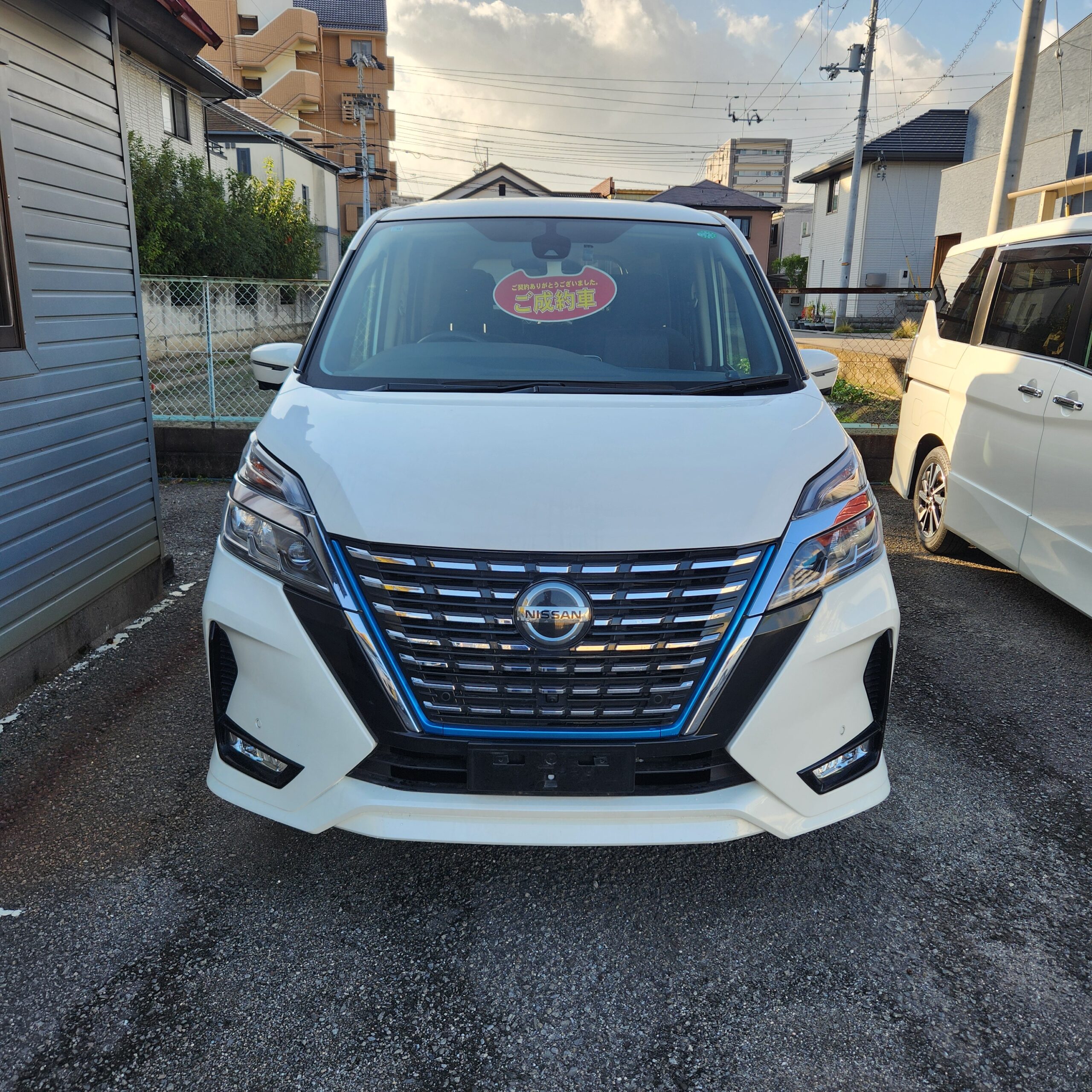 セレナご成約頂きありがとうございます