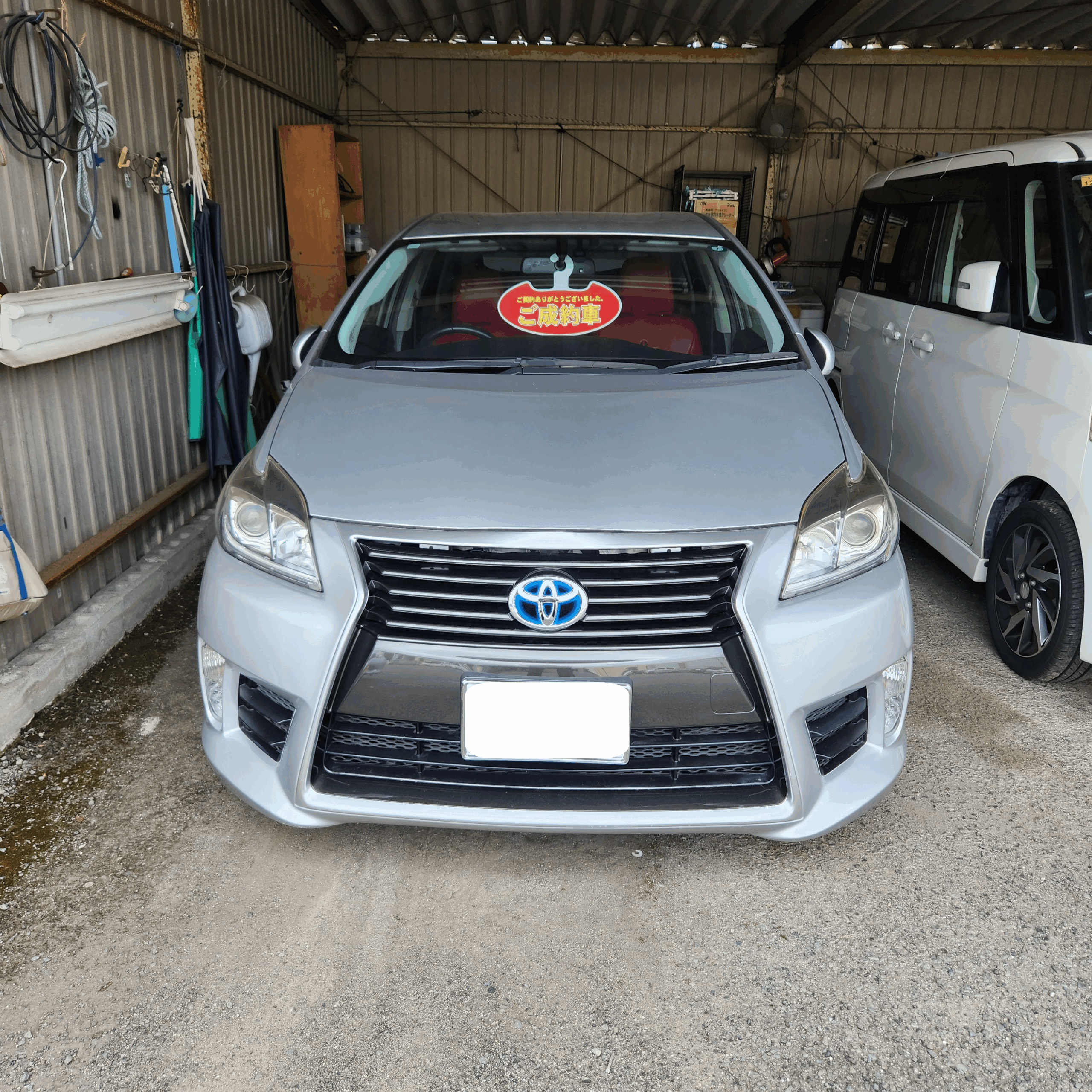 プリウスご成約頂きありがとうございます
