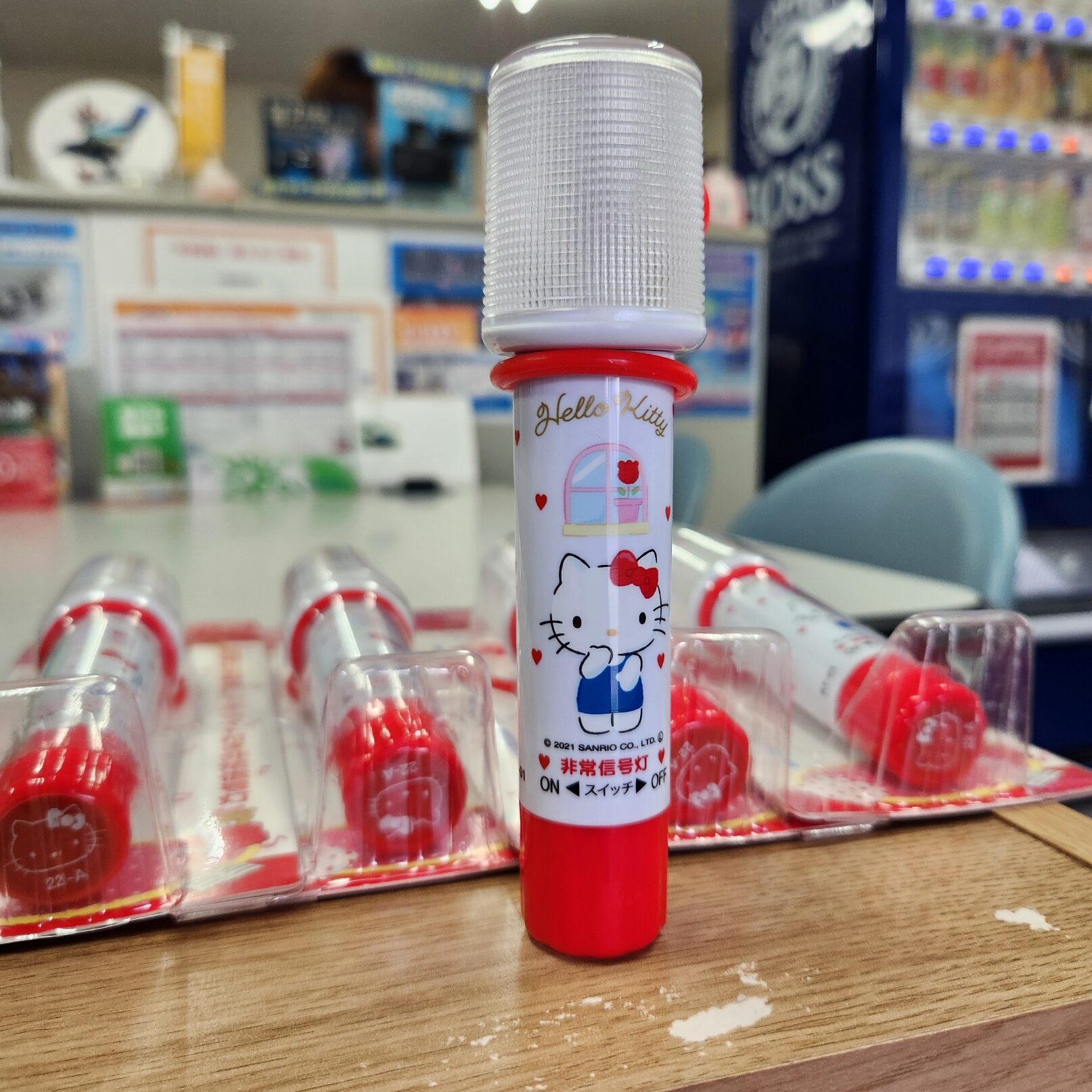 キティちゃんのLED付き非常信号灯