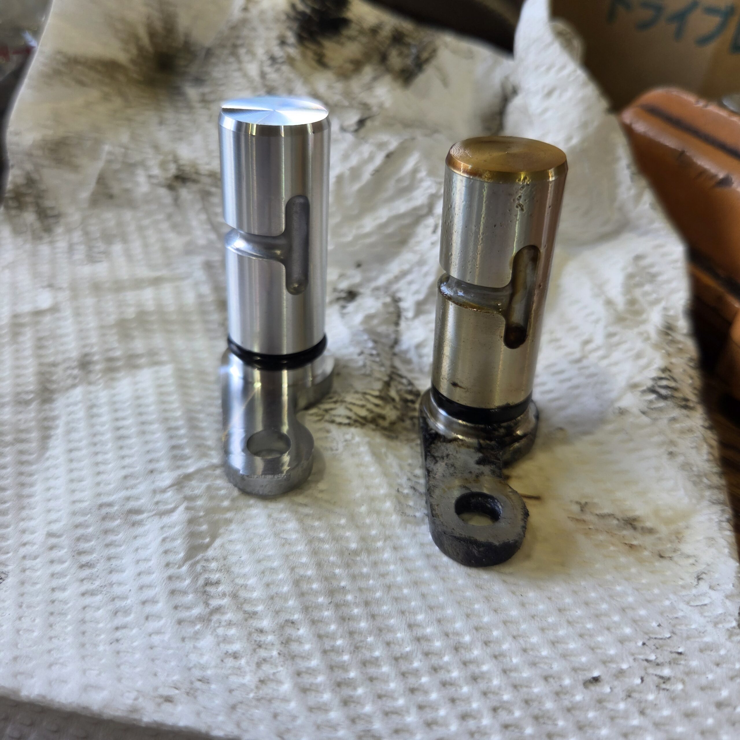 ダイハツ L375S タントカスタム オイル漏れ修理