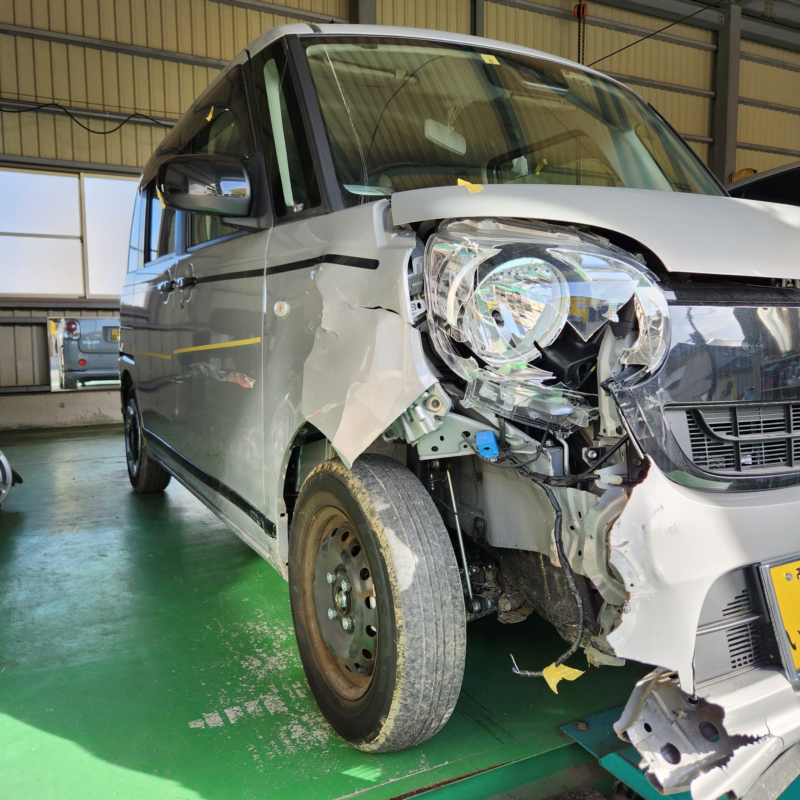 事故現状ムーヴキャンバス買取しました